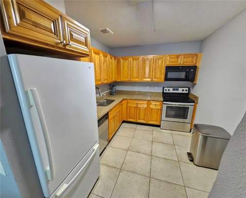 4073 Dijon Drive #4073J, Orlando FL - photo 18 of 25