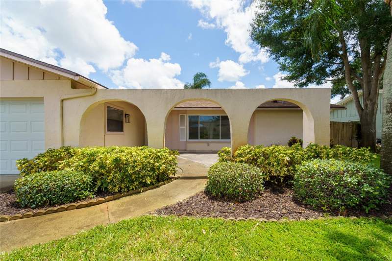 3 bedroom Single Family Residence at 2419 Timbercrest Circle, Woodgate Of Countryside, Clearwater — photo 4
