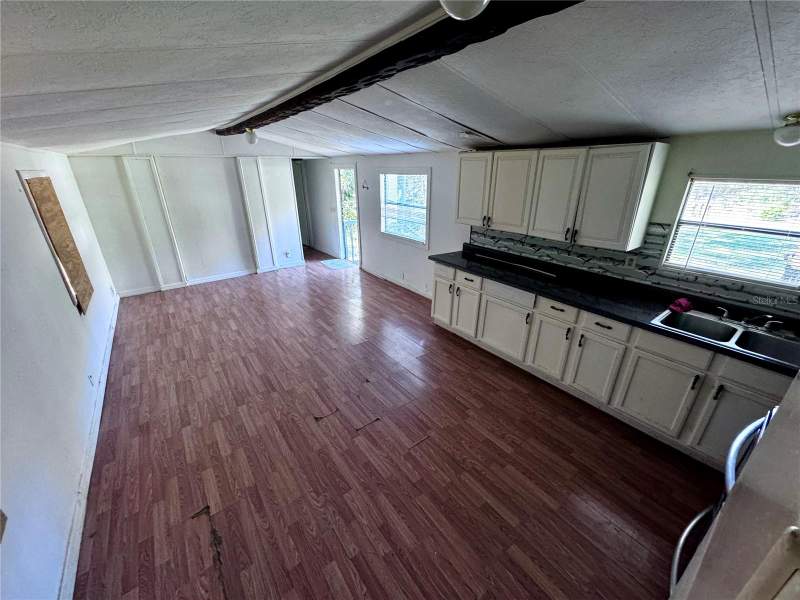 2 bedroom Manufactured Home at 13330 SW 9th Lane, Rainbow Park Un 08, Ocala — photo 4