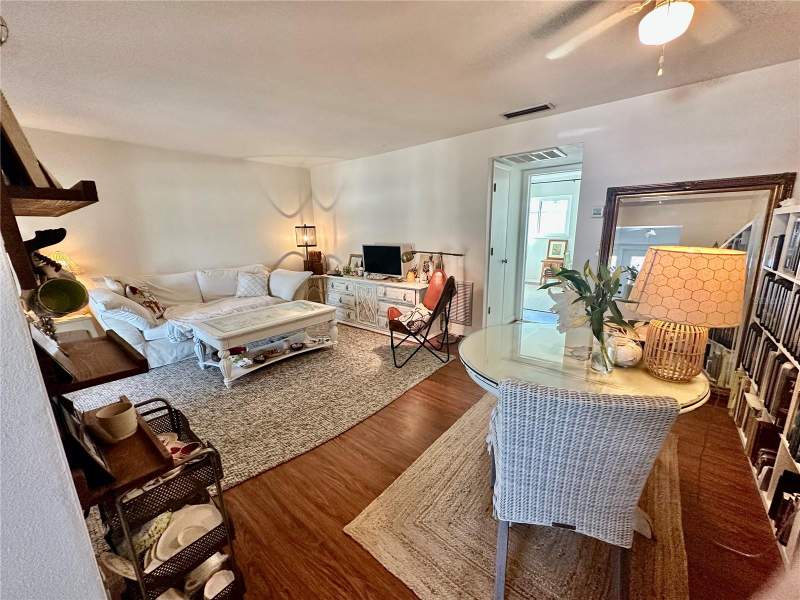 1 bedroom Condominium at 1221 Drew Street #D9, Drew Ridge Apts Co-Op, Clearwater — photo 4
