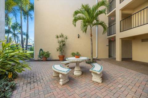 612 Bird Bay Drive #118, Venice FL - photo 14 of 31