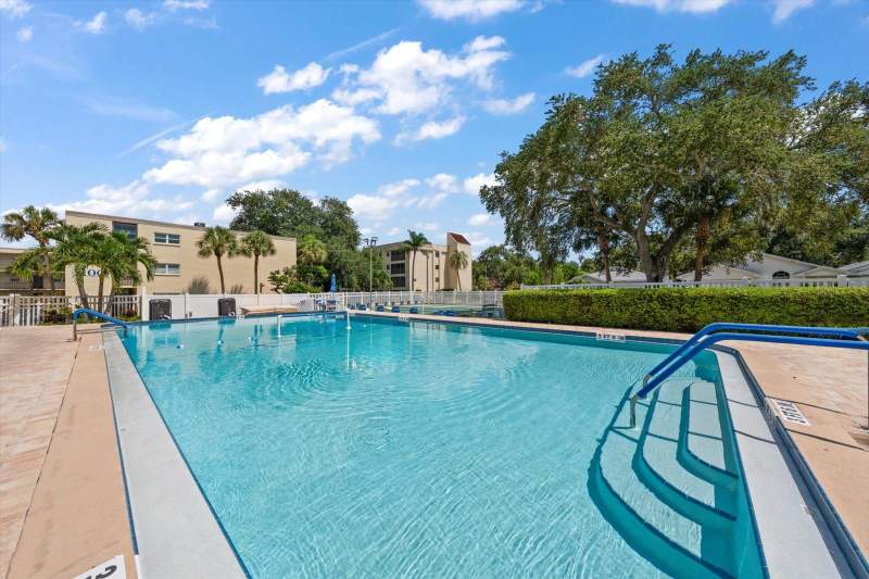 1 bedroom Condominium at 11485 Oakhurst Road #1100-304, Waters Edge 2 Condo 1100 Bldg, Unit 304, Largo — photo 4