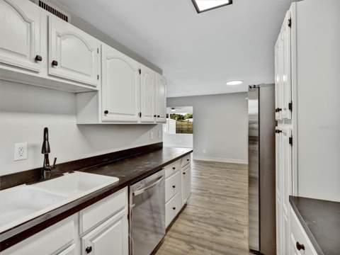 7115 Alvina Way, Orlando FL - photo 13 of 30