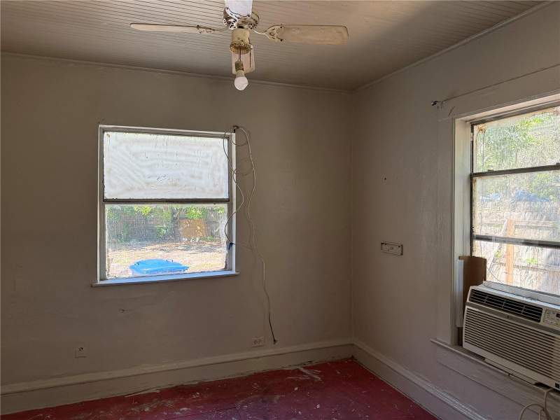 2 bedroom Single Family Residence at 2007 43rd Street, Boca Ceiga Heights, St Petersburg — photo 4