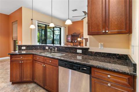 8860 Bridgeport Bay Circle, Mount Dora FL - photo 13 of 50