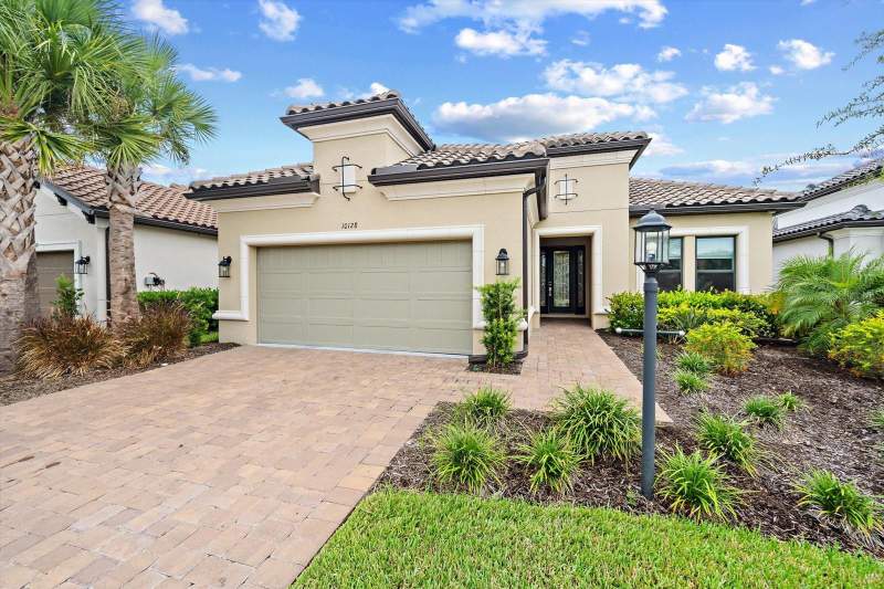 3 bedroom Single Family Residence at 10128 Morning Mist Lane, Skye Ranch Nbrhd Four North, Sarasota — photo 2