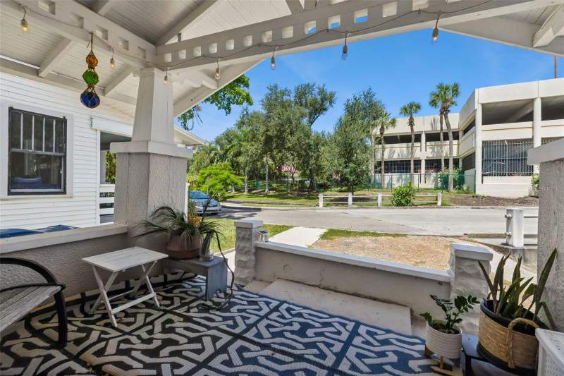 1 bedroom Single Family Residence at 558 10th Ave S, Brookside Park, St Petersburg — photo 4