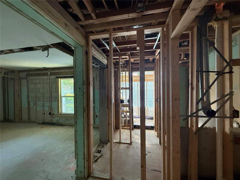 5 bedroom Single Family Residence at 1015 S PALM AVENUE, LAKEVIEW PARK, ORLANDO — photo 4
