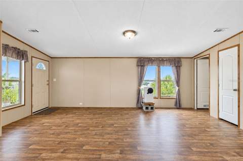 9066 Pinehaven Way, Englewood FL - photo 12 of 59