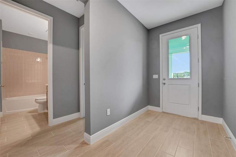3 bedroom Single Family Residence at 985 Fiesta Key Circle, Green Key Village, Lady Lake — photo 5