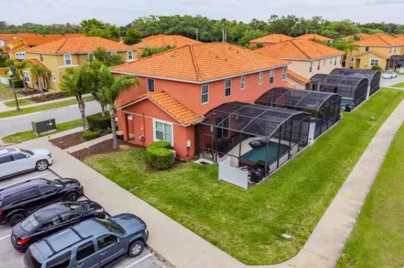 4 bedroom Townhouse at 471 LAS FUENTES DRIVE, BELLAVIDA REP, KISSIMMEE — photo 2