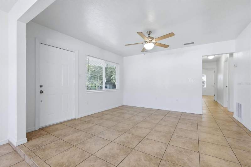 4 bedroom Single Family Residence at 1240 Highland Street, North Riverside Park, Sarasota — photo 4