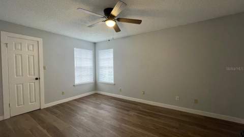 4225 Thornbriar Lane #201, Orlando FL - photo 12 of 28