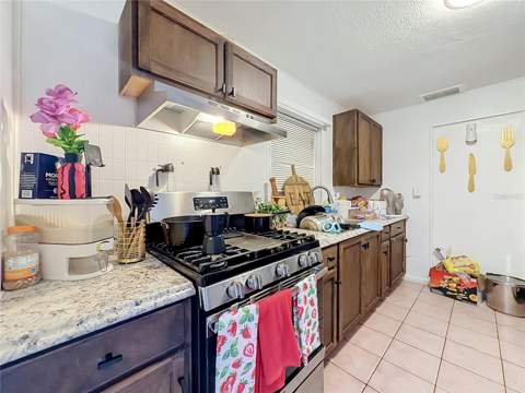 7511 Brockbank Drive, Orlando FL - photo 14 of 49