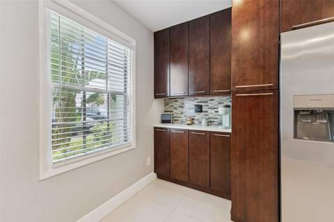 4779 Coquina Key Drive, St Petersburg FL - photo 16 of 56