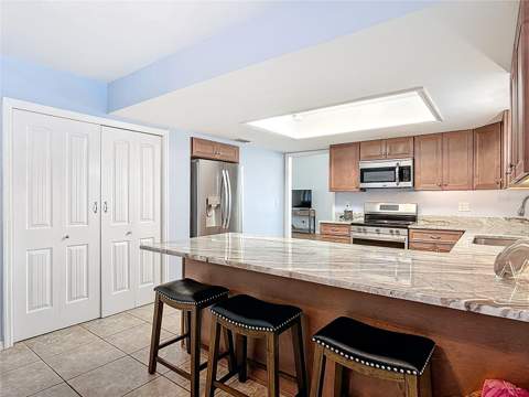 1807 Virginia Court, Tavares FL - photo 9 of 62
