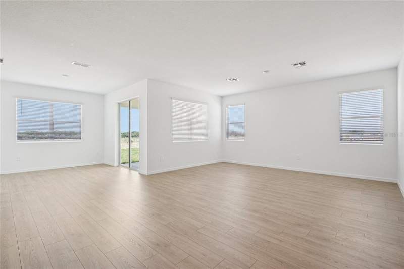 5 bedroom Single Family Residence at 4665 Barberry Avenue, Hawthorne Phase 3A-3B, Lakeland — photo 5