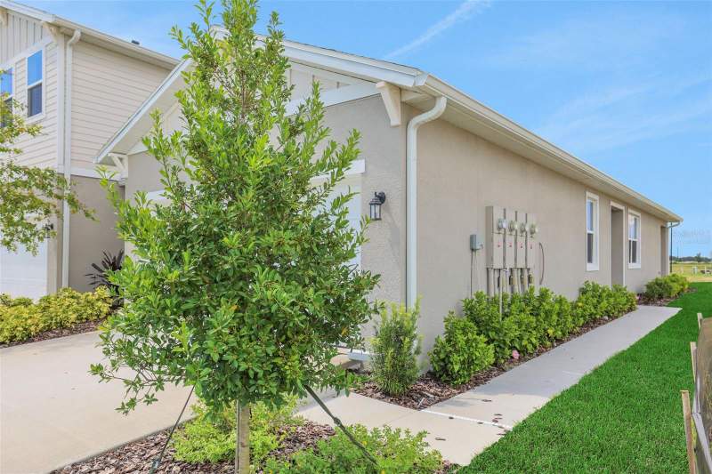 3 bedroom Townhouse at 7546 Sea Oak Court, Seaire, Parrish — photo 2