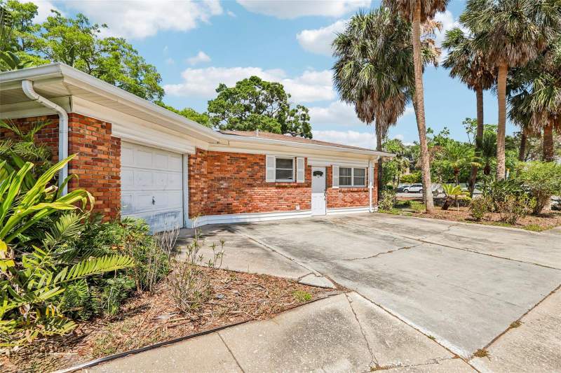 3 bedroom Single Family Residence at 215 S West Shore Boulevard, Beach Park, Tampa — photo 2