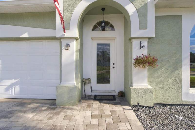 3 bedroom Single Family Residence at 10225 Goldenbrook Way, Cross Creek Prcl K Ph 1B, Tampa — photo 3