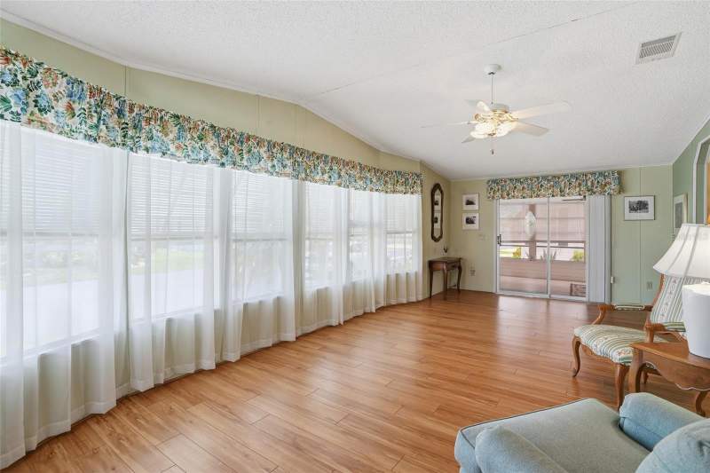 2 bedroom Manufactured Home at 452 Sharks Point, Harbor Isles Ph 5, North Port — photo 3
