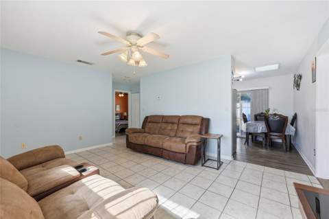 4916 SW 57th Drive, Gainesville FL - photo 6 of 23