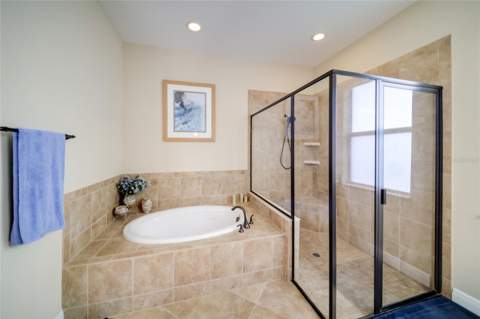 921 Riverscape Street, Bradenton FL - photo 16 of 89