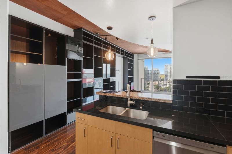 1 bedroom Condominium at 155 S Court Avenue #1113, Solaire/Plaza, Orlando — photo 3