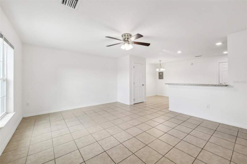 3 bedroom Townhouse at 210 Majors Lane #B, Majors Lane Twnhs, Kissimmee — photo 4