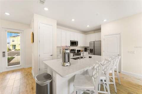 2939 Castaway Lane, Kissimmee FL - photo 14 of 44
