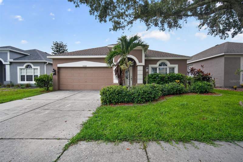 3 bedroom Single Family Residence at 13548 Mere View Drive, Parker Pointe Ph 2B, Odessa — photo 3
