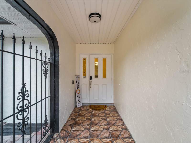 4 bedroom Single Family Residence at 20343 Rutherford Avenue, Port Charlotte Sec 026, Port Charlotte — photo 3