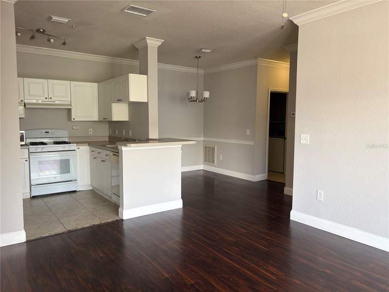 2 bedroom Condominium at 3325 S Kirkman Road #423, Grand Reserve/Kirkman Parke Co, Orlando — photo 3