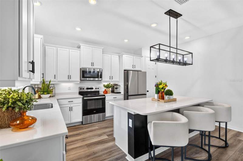 5 bedroom Single Family Residence at 6384 Burning Opal Bend, Riverstone, Land O Lakes — photo 3