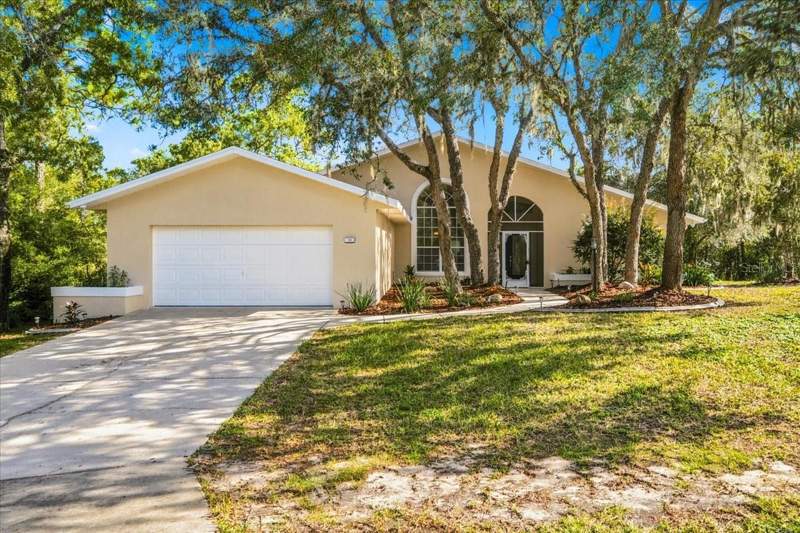 18 DAHLIA COURT home for sale in Sugarmill Woods Oak Village