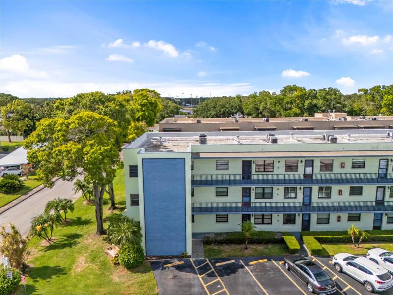 2 bedroom Condominium at 5973 Terrace Park Drive #101, Terrace Park Of Five Towns, St Petersburg — photo 2