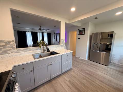 610 Capehart Drive, Orlando FL - photo 7 of 28