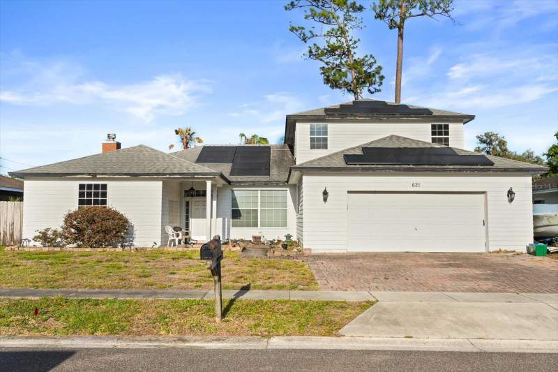 621 PRAIRIE LANE home for sale in Spring Oaks
