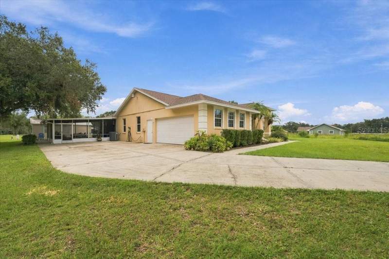 4 bedroom Single Family Residence at 4437 Flintlock Loop, Itchepackesassa Creek, Lakeland — photo 4