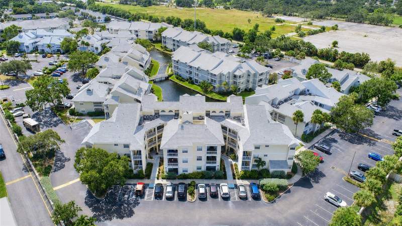 2 bedroom Condominium at 6817 Stones Throw Circle #17208, Stones Throw Condo, St Petersburg — photo 2