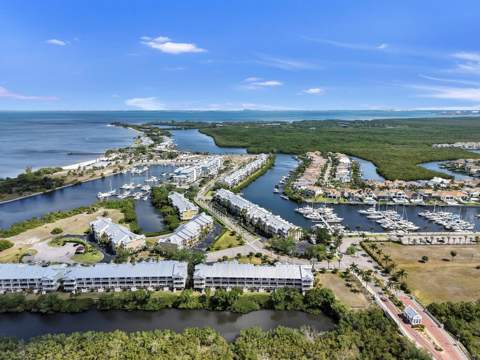 3202 Mangrove Point Drive, Ruskin FL - photo 10 of 63