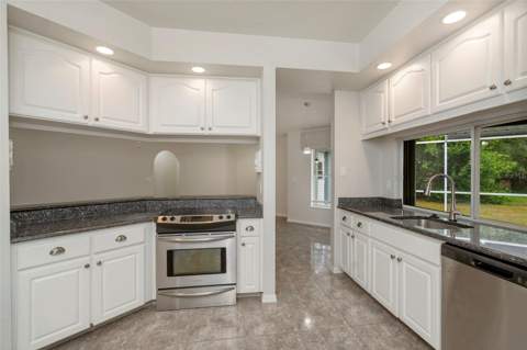 9396 Southern Belle Drive, Brooksville FL - photo 12 of 42