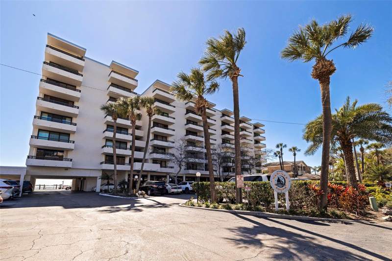 2 bedroom Condominium at 5700 Mariner Street #803, 5700 Mariner Condo, Tampa — photo 2