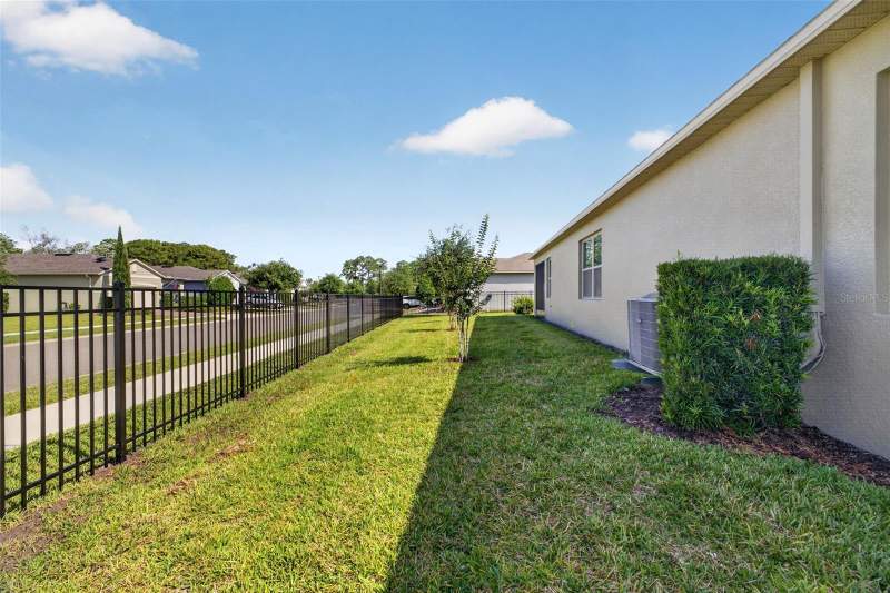 3 bedroom Single Family Residence at 17386 Blazing Star Circle, Palms At Serenoa, Clermont — photo 3