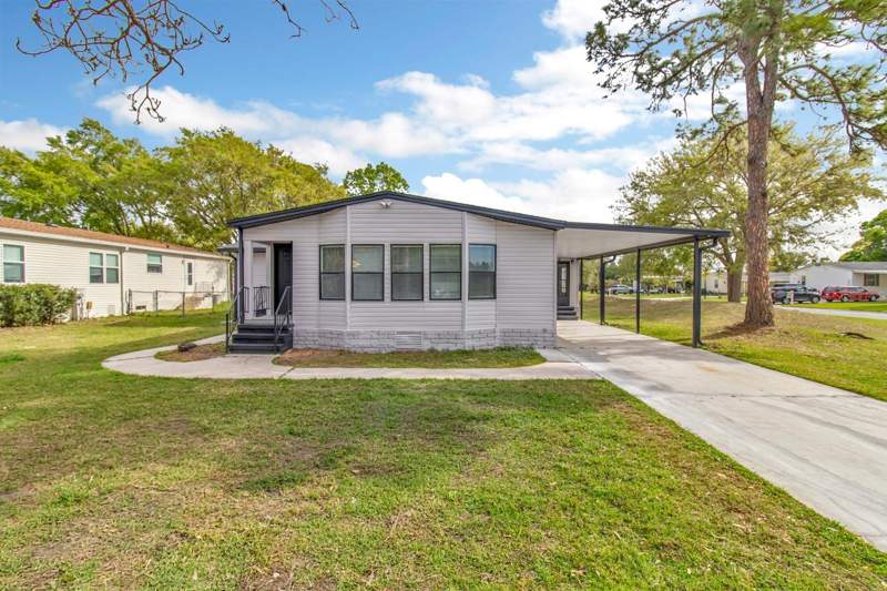 4 bedroom Manufactured Home at 217 Ellsworth Drive, Broadmoor, Kissimmee — photo 2