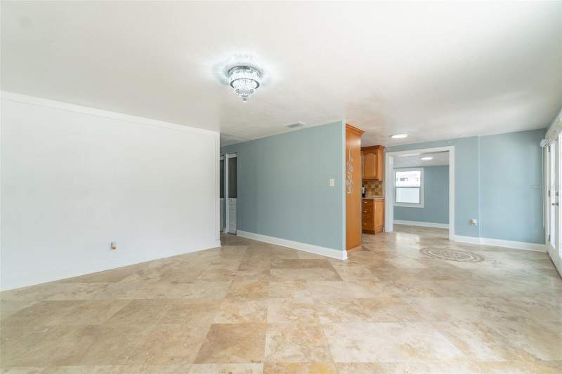 6 bedroom Single Family Residence at 4540 W JEAN STREET, WEST PARK ESTATES UNIT 4, TAMPA — photo 5