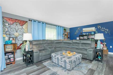 1520 Blue Heron Drive, Englewood FL - photo 10 of 46