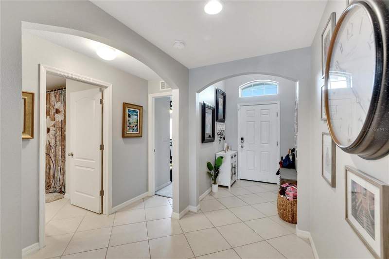 4 bedroom Single Family Residence at 11355 Leland Groves Drive, Carlton Lakes Ph 1A 1B-1 An, Riverview — photo 3