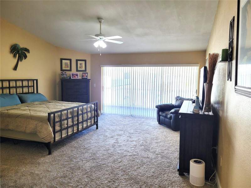 3 bedroom Townhouse at 9215 Captiva Circle, Captiva Cay Twnhms, St Pete Beach — photo 5
