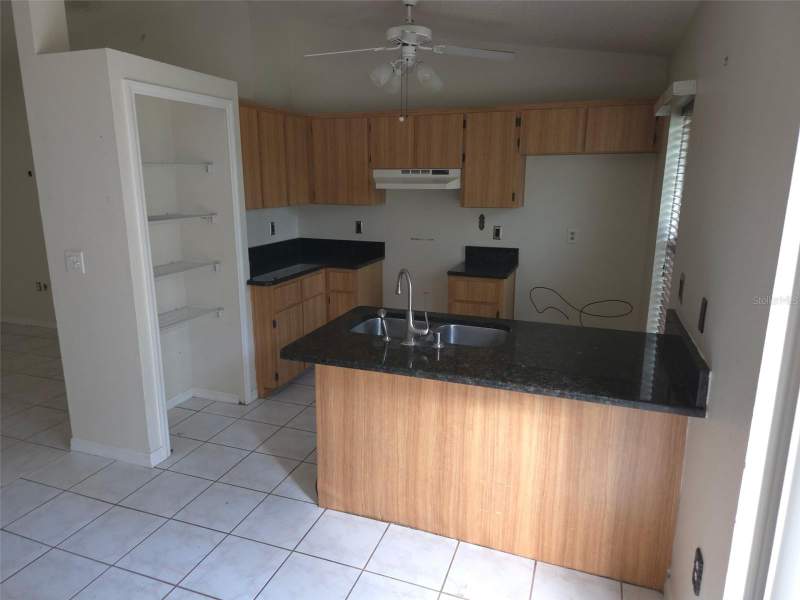 3 bedroom Single Family Residence at 8190 Sealawn Drive, Weeki Wachee Acres Add, Spring Hill — photo 4